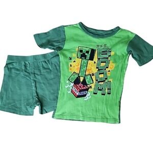 Minecraft 2 piece Shorts and Tee 100% cotton pajama set Size 10